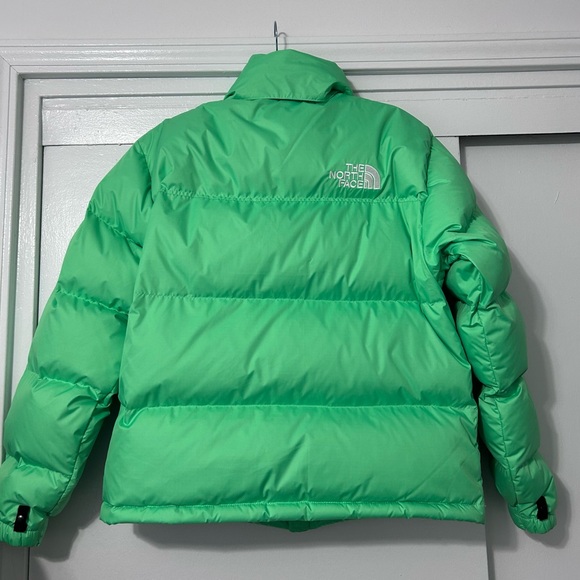 The North Face Mens Vibrant Green Puffer Jacket - Picture 2 of 4